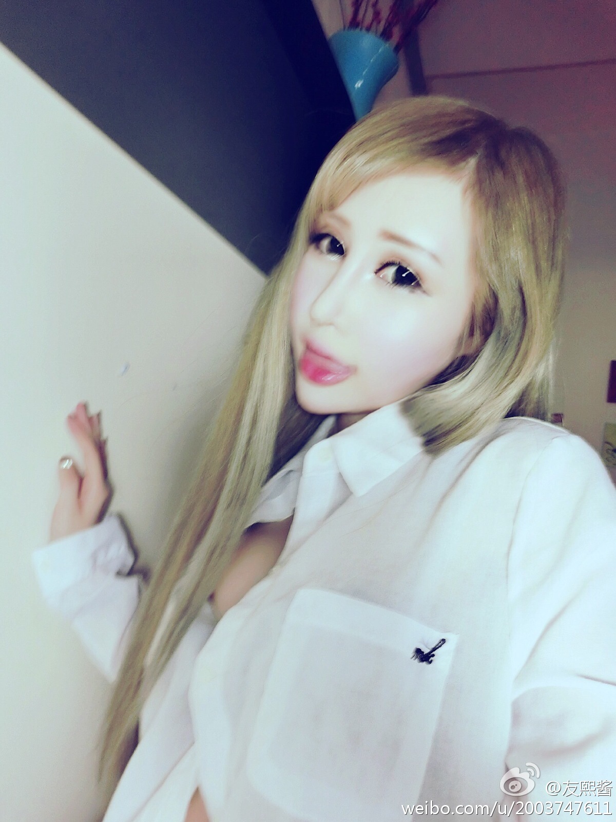 G罩美胸 火爆的辣子 友熙酱 微博自拍破解私密图片 2